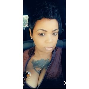 Meet your Posher, Zelly